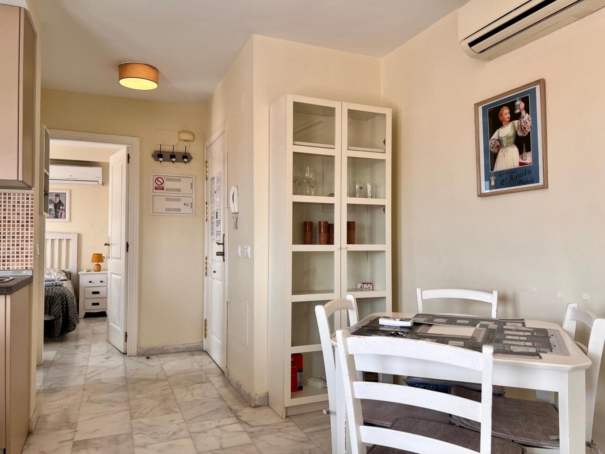 Be-Berrocal Apartment Malaga Bagian luar foto